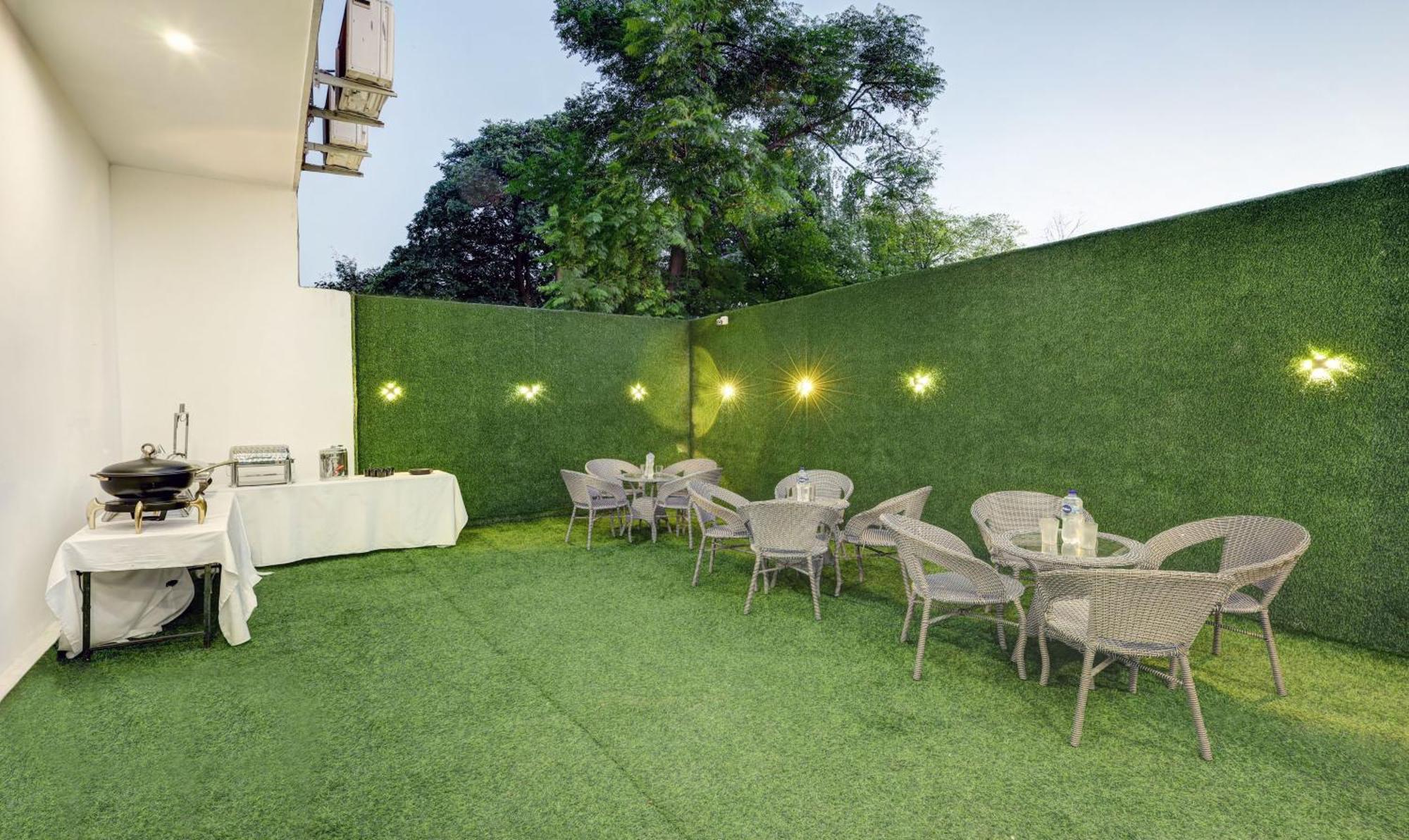 Itsy Hotels Vedansh Ludhiana Exterior photo