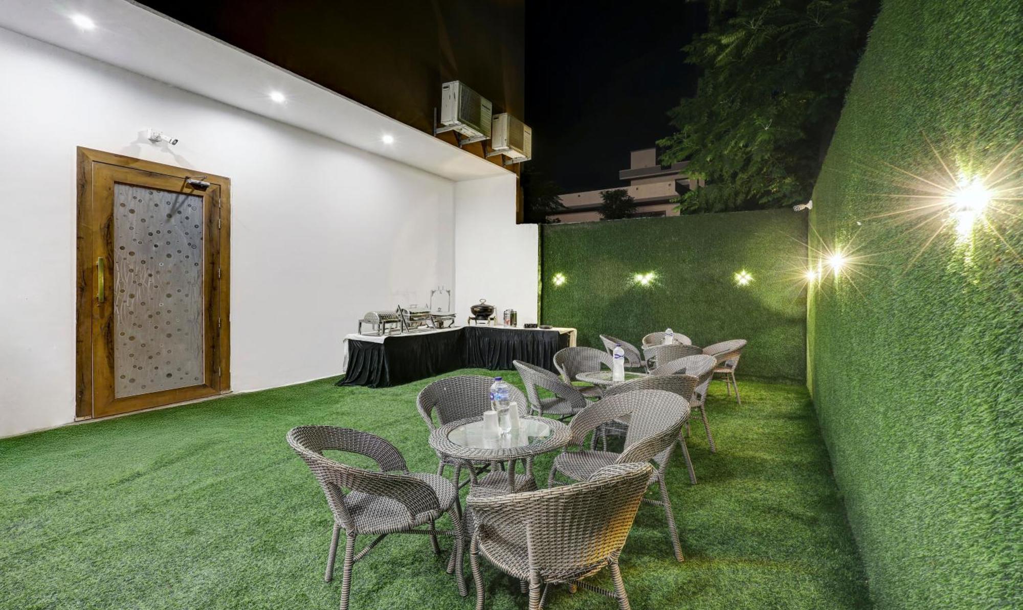 Itsy Hotels Vedansh Ludhiana Exterior photo
